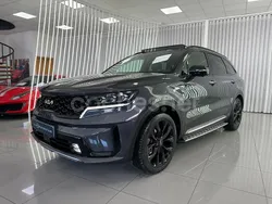 Gris / plata Usado 2024 Kia Sorento SUV | 44.990 €
