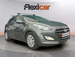 Gris Usado 2017 Hyundai i30 Berlina | 10.770 € (Super precio)