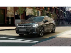 Negro Nuevo 2025 VW Taigo R-line SUV | 28.376 € (Un poco caro)