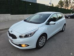 Blanco Usado 2013 Kia Ceed GT Berlina | 5800 € (Precio justo)