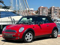 Rojo Usado 2005 Mini One Cabriolet Descapotable | 8890 € (Precio justo)