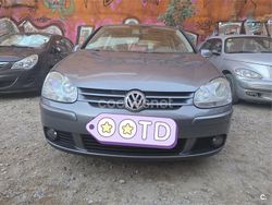 Gris / plata Usado 2007 VW Golf V Highline Berlina | 5900 € (Precio justo)