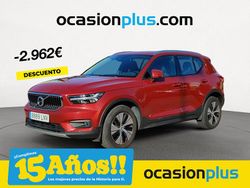 Rojo Usado 2021 Volvo XC40 Momentum SUV | 24.780 € (Precio justo)