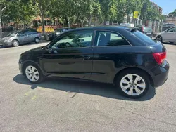 Negro Usado 2011 Audi A1 Ambition Utilitario | 5950 € (Precio justo)