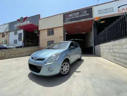 Azul Usado 2011 Hyundai i20 Comfort Utilitario | 6990 € (Precio justo)