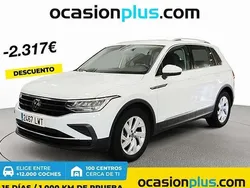 Blanco Usado 2022 VW Tiguan Life SUV | 21.728 € (Super precio)