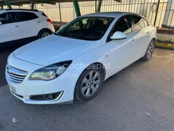 Blanco Usado 2014 Opel Insignia Selective Berlina | 7999 € (Precio justo)