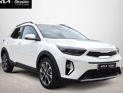 Blanco Usado 2024 Kia Stonic Style SUV | 20.490 € (Un poco caro)