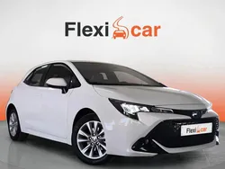 Blanco Usado 2024 Toyota Corolla Active Berlina | 23.290 € (Precio justo)