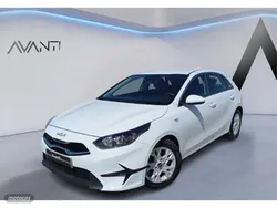 Blanco Usado 2024 Kia Ceed Berlina | 18.590 € (Precio justo)