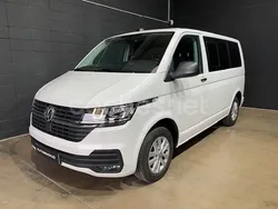 Blanco Usado 2023 VW Caravelle Trendline Monovolumen | 44.900 € (Caro)