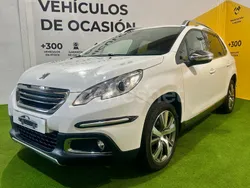 Blanco Usado 2015 Peugeot 2008 Allure SUV | 9990 € (Precio justo)