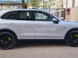 Gris / plata Usado 2011 Porsche Cayenne SUV | 21.700 € (Super precio)
