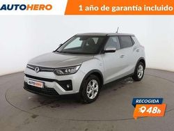 Gris Usado 2022 Ssangyong (KGM) Tivoli SUV | 14.856 €