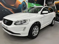 Blanco Usado 2017 Volvo XC60 Momentum SUV | 13.999 € (Super precio)