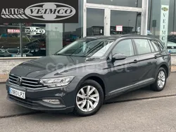 Gris / plata Usado 2021 VW Passat Familiar | 15.500 € (Buen precio)