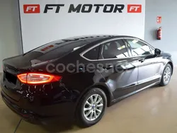 Negro Usado 2019 Ford Mondeo Titanium Berlina | 9999 €