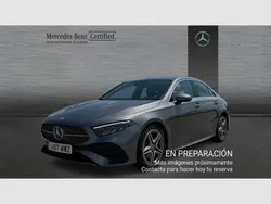 Gris Usado 2024 Mercedes A200 Berlina | 34.990 € (Precio justo)