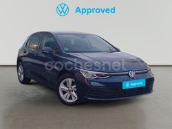 Azul Usado 2022 VW Golf VIII Life Berlina | 22.990 € (Precio justo)