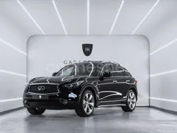 Negro Usado 2017 Infiniti QX70 SUV | 21.499 €