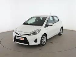 Blanco Usado 2014 Toyota Yaris Hybrid Advance Berlina | 10.999 € (Precio justo)