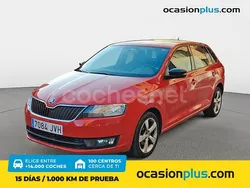 Rojo Usado 2016 Skoda Rapid Ambition Berlina | 9850 € (Precio justo)