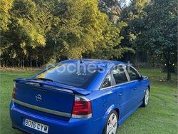 Azul Usado 2004 Opel Vectra GTS Elegance Berlina | 4249 €