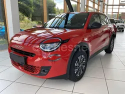 Rojo Usado 2024 Fiat 600 SUV | 23.600 € (Precio justo)