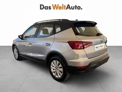 Gris plata Usado 2024 Seat Arona Style SUV | 18.900 € (Precio justo)