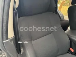 Gris / plata Usado 2005 Jeep Grand Cherokee Laredo SUV | 7500 € (Precio justo)