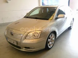 Gris / plata Usado 2005 Toyota Avensis Executive Berlina | 2770 € (Super precio)