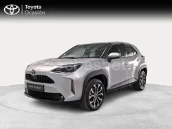 Gris / plata Usado 2024 Toyota Yaris Cross Active SUV | 26.500 € (Un poco caro)