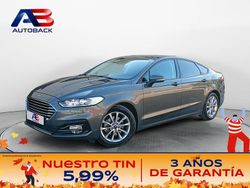 Gris / plata Usado 2021 Ford Mondeo Trend Berlina | 17.450 € (Precio justo)