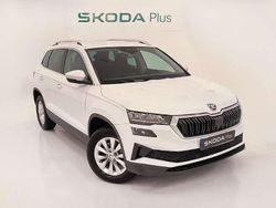 Blanco Usado 2024 Skoda Karoq Selection SUV | 26.550 € (Precio justo)