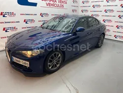 Azul Usado 2016 Alfa Romeo Giulia Super Berlina | 16.900 € (Precio justo)