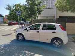 Blanco Usado 2008 Fiat Grande Punto Active Utilitario | 3000 € (Precio justo)