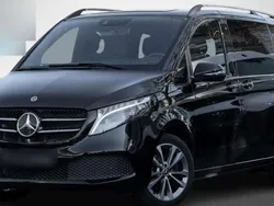 Negro Usado 2023 Mercedes V300 Avantgarde Monovolumen | 67.900 € (Precio justo)