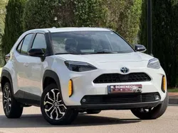 Blanco Usado 2022 Toyota Yaris Cross SUV | 23.900 €