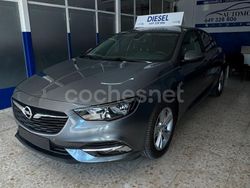 Gris / plata Usado 2020 Opel Insignia Innovation Berlina | 13.990 € (Precio justo)