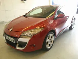 Naranja Usado 2009 Renault Mégane III Privilege Coupe | 4390 € (Buen precio)