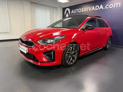 Rojo Usado 2020 Kia Ceed GT GT-Line Berlina | 21.900 €