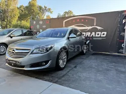Gris / plata Usado 2015 Opel Insignia Excellence Familiar | 9590 € (Precio justo)