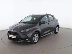 Gris Usado 2022 Toyota Yaris Edition Utilitario | 17.399 € (Un poco caro)