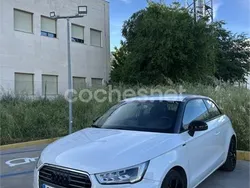 Blanco Usado 2015 Audi A1 Attraction Utilitario | 8500 € (Super precio)