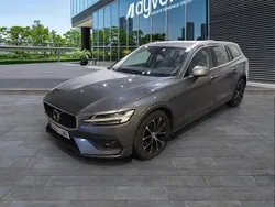 Gris Usado 2021 Volvo V60 Momentum Familiar | 22.900 € (Precio justo)