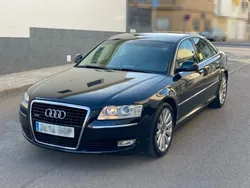 Azul Usado 2008 Audi A8 Berlina | 14.900 €