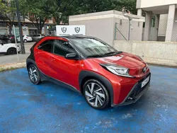 Rojo Usado 2022 Toyota Aygo Edition Utilitario | 15.400 € (Caro)