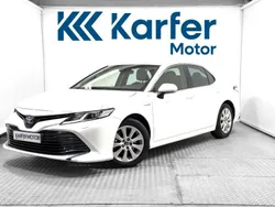 Blanco Usado 2020 Toyota Camry Business Edition Berlina | 25.300 € (Precio justo)