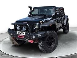 Negro Usado 2011 Jeep Wrangler Sahara SUV | 49.000 €