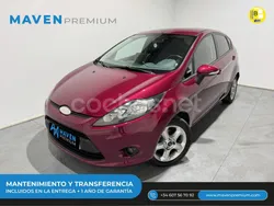 Burdeos Usado 2011 Ford Fiesta Trend Utilitario | 5899 € (Un poco caro)